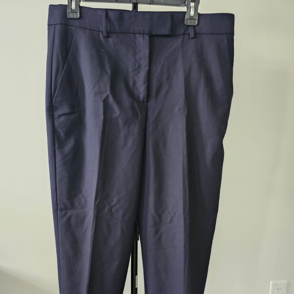 Banana Republic. Cargo Pants. Size 14. Color Blue